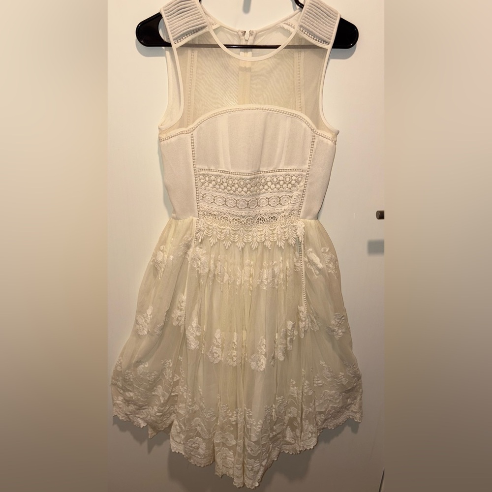 Anthropologie Cream Sleeveless Scoop Neck Sundress